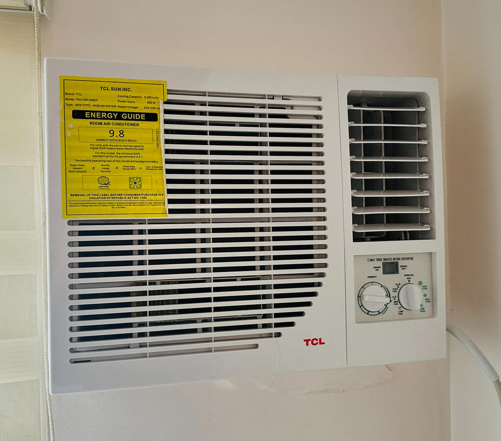 TCL 1HP Aircon